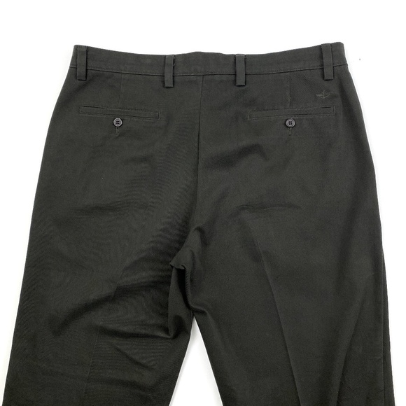 Dockers Classic Fit Men's size 36x32 Brown Chino Khaki Pants - Picture 2 of 4